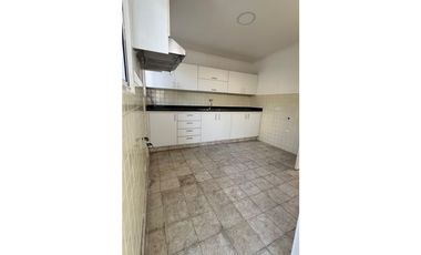 BETANIA / URB LOS ANGELES / 396M / TERRAZA / PATIO TRASERO JC