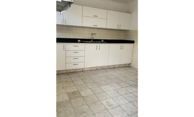 BETANIA / URB LOS ANGELES / 396M / TERRAZA / PATIO TRASERO JC