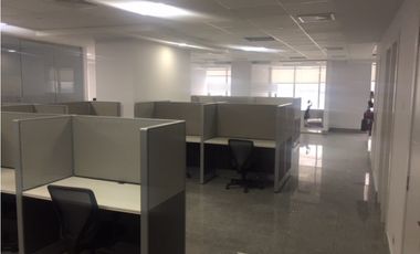 CALLE 50 / OFICINA / TORRE BICSA / 225M / DIVISIONES / AMOBLADO /JC