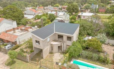 Venta Casa en Construcción Faro Norte Permuta