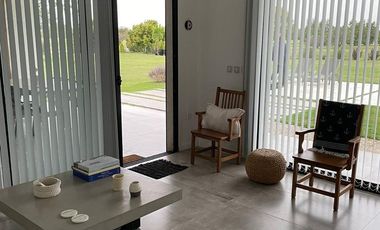 Casa En Venta La Primavera De Lujan Club De Campo