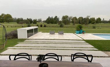 Casa En Venta La Primavera De Lujan Club De Campo