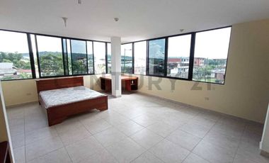 En Venta Edificio 1105m2 Tena Centro