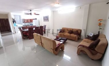 En Venta Edificio 1105m2 Tena Centro