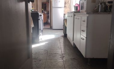 VENTA GRAN CASA PARA REMODELAR GRAN TERRENO