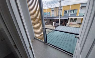 FOR SELL Townhouse/Townhome  Baan Rom Mai Rojana MRT-Sridan CX-122355