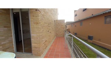 Vendo apartamento primer piso  en conjunto cerrado en Chía