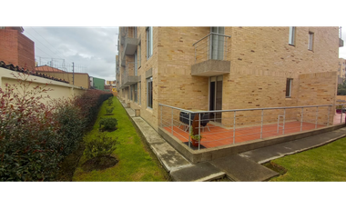 Vendo apartamento primer piso  en conjunto cerrado en Chía
