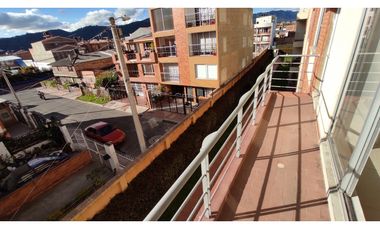 Cajicá, SAN CIPRIANO, centro, 149.5 M2, piso 3, ascensor