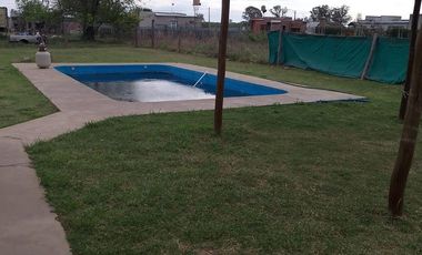 Venta Casa Lincoln – 4AMB Pileta, Galería y Parrilla