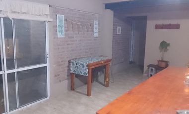 Venta Casa Lincoln – 4AMB Pileta, Galería y Parrilla