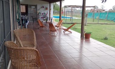 Venta Casa Lincoln – 4AMB Pileta, Galería y Parrilla