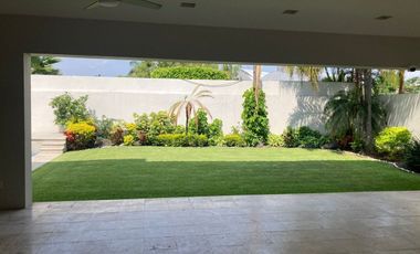 Residencia en venta  de 4 recámaras en Emiliano Zapata