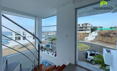 Casa moderna con vista al mar en Ciudad del Mar, Manta – $439.900