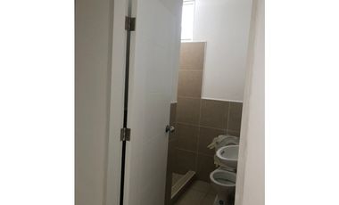 PASE COMERCIAL CON 8 LOCALES EN VENTA LA LIBERTAD SANTA ELENA