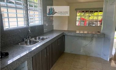 VENTA DE CASA EN DAVID  3 RECAMARAS CERCA DE TODO