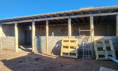 VENTA DE LOTE  QUINCHO Y PILETA EN LAS COMPUERTAS