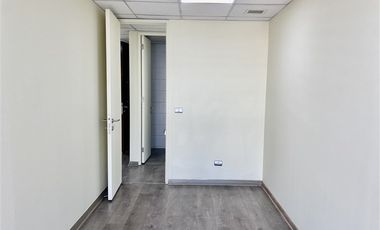 Oficina en Venta en GENERAL VELASQUEZ/METRO SAN ALBERTO HURTADO