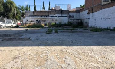TERRENO EN RENTA EN JARDINES DEL BOSQUE