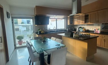 CASA EN VENTA EL PALOMAR JOCKEY CLUB