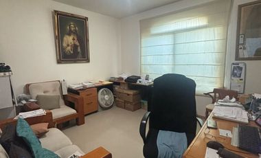 CASA EN VENTA EL PALOMAR JOCKEY CLUB