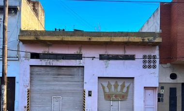 Local con galpón