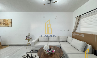 Casa en venta en Saratoga Residencial frente a parque