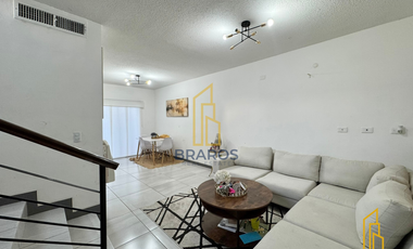 Casa en venta en Saratoga Residencial frente a parque