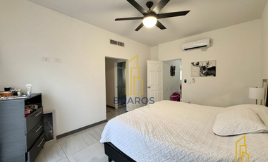 Casa en venta en Saratoga Residencial frente a parque