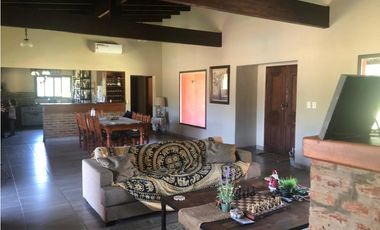 Casa en Venta Estancia Las Lilas 5 dormitorios