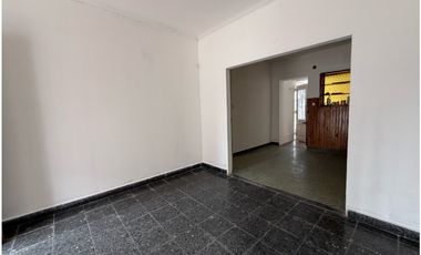 Casa en ALQUILER DESTINO PROFESIONAL, Lavalle 1200 - Ituzaingó Norte
