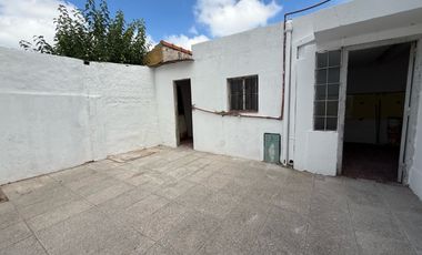 Casa en ALQUILER DESTINO PROFESIONAL, Lavalle 1200 - Ituzaingó Norte