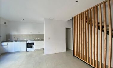 Ph de 4 amb. en Condominio, Gral. M.B. Encalada 2122 , Castelar.