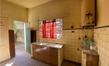 Casa en venta - Laguna al 800, Ituzaingó Sur.