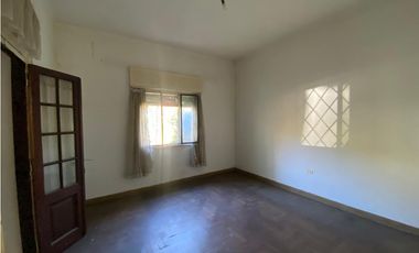 Casa en venta - Laguna al 800, Ituzaingó Sur.