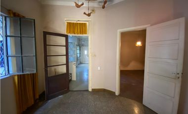 Casa en venta - Laguna al 800, Ituzaingó Sur.