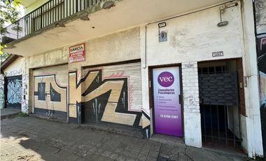Local en VENTA, 24 de Octubre 1083 Ituzaingó Sur.
