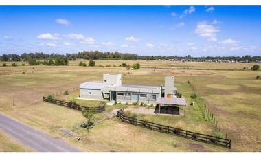 Hermosa Casa de Campo en Venta