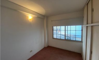 Departamento de 3 amb. Alem al 800, Morón. EN VENTA