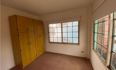 Departamento de 3 amb. Alem al 800, Morón. EN VENTA