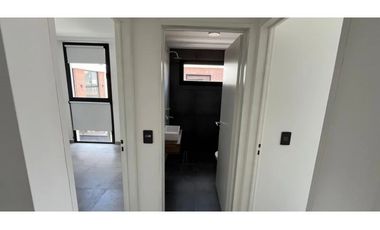 DUPLEX EN VENTA , Monteverde al 800,  Castelar