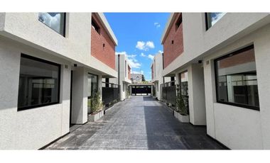 DUPLEX EN VENTA , Monteverde al 800,  Castelar
