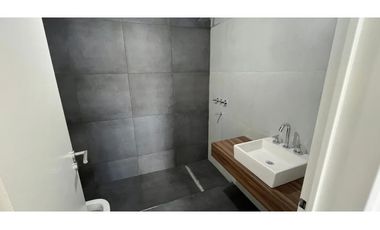 DUPLEX EN VENTA , Monteverde al 800,  Castelar