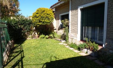Casa en venta en Casacuberta al 1100, Castelar Sur.