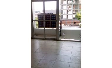 Departamento monoambiente con cochera /  J. J. Valle 282 - Morón