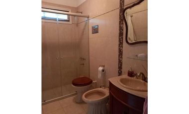 Venta Casa 5 ambientes - Barrio San Patricio
