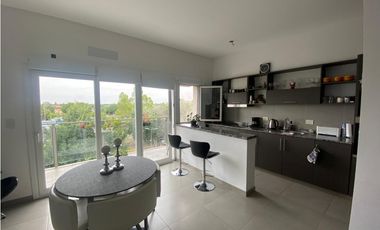 Departamento 3 Ambientes en Venta | Terraza con Parrilla – Castelar