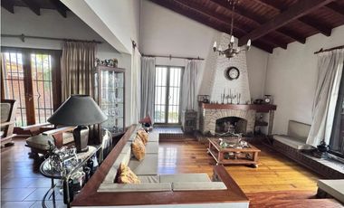 Vendemos casa en el Corazón de Maipu