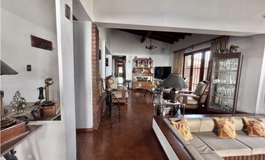 Vendemos casa en el Corazón de Maipu