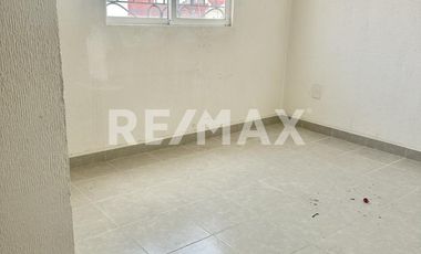 CASA EN RENTA - (3)